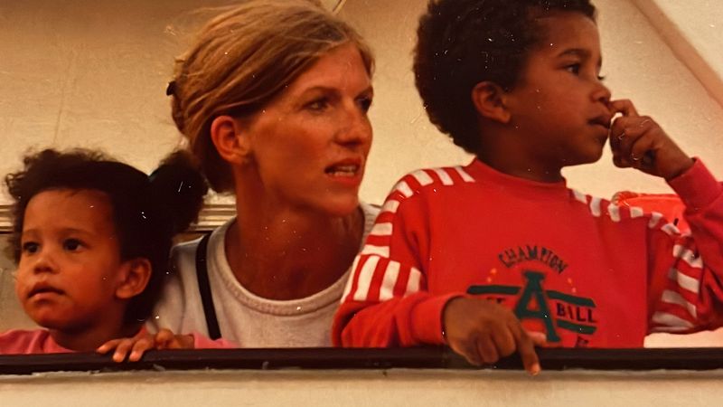 SATURDAY MORNINGS W/ NISSA CARRINGTON