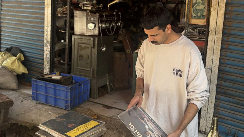 Explorations w/ Digging In India