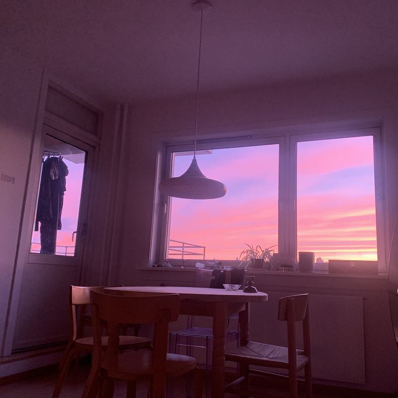 Smerz: Bored in my room playlist