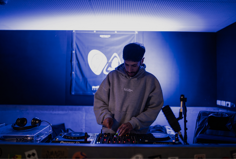 The Audio Archive: RADIO ALHARA W/ ARAM SABBAH
