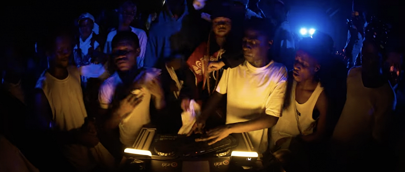 Autotune the World w/ Azzi On The Beat
