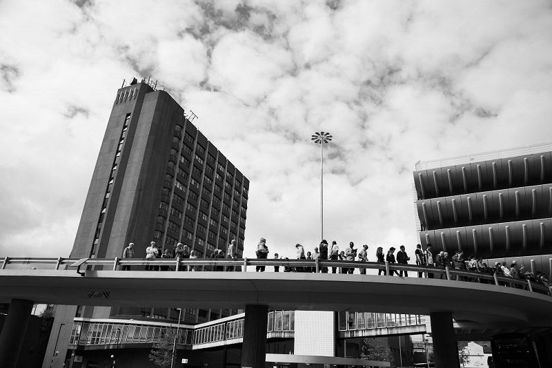 OnoTesla w/ Set Foot Press