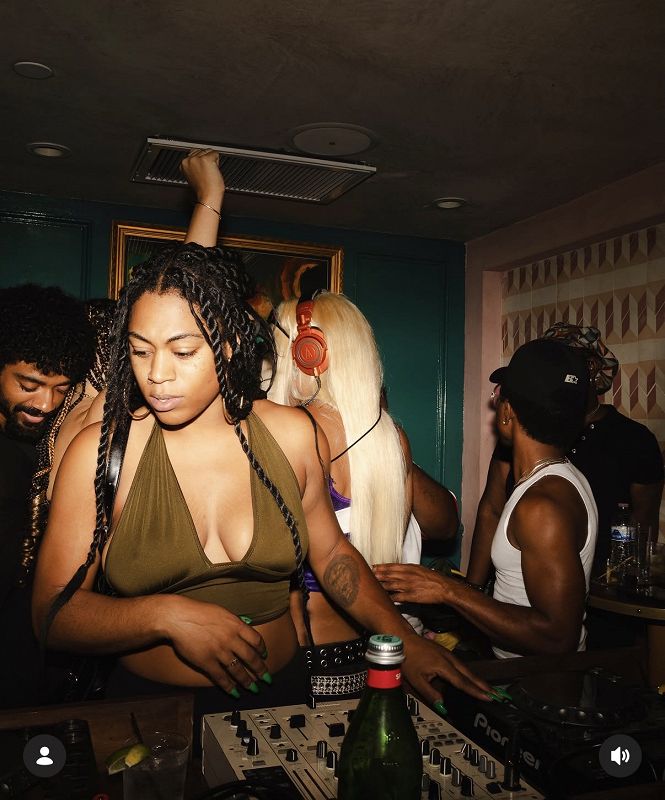 Programmin' w/ DJ Kita