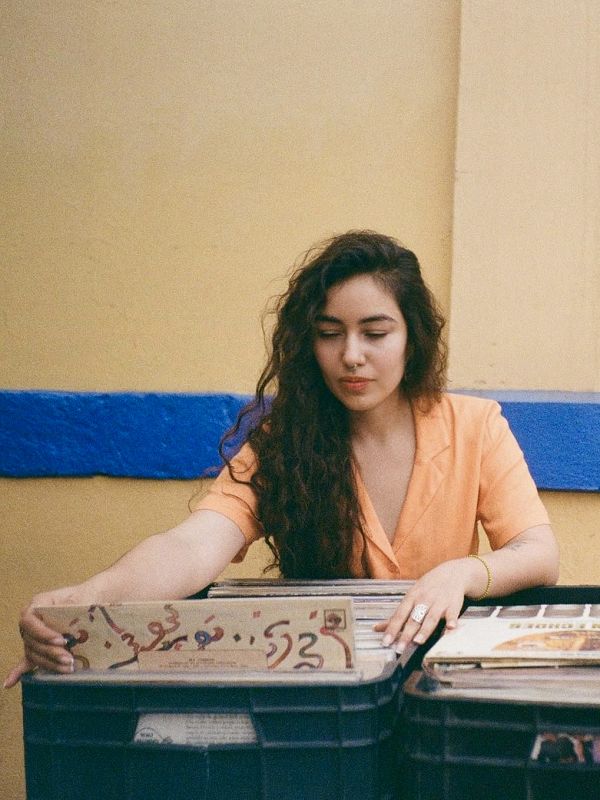 Insolar w/ Cami Layé Okún