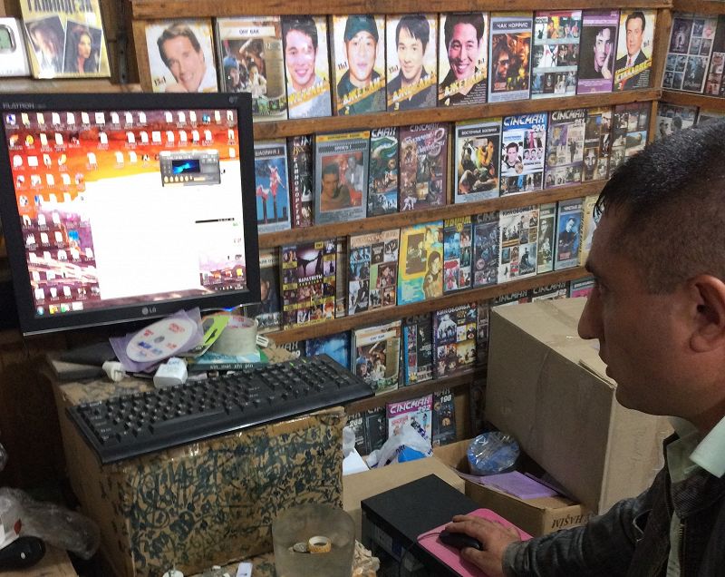 btwn Earth+Sky: Lara Sarkissian, The Forgotten USB - Stepanakert's Music Store 2016 