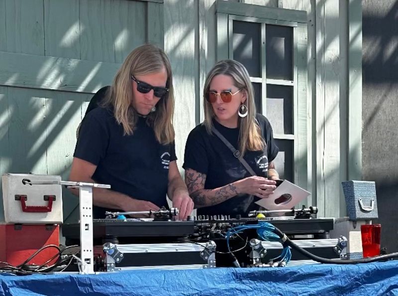 Brown Acid Trippin' w/ Lance Barresi & DJ Tara Dactyl