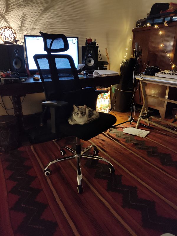 FAK AGZA2 W/ NANCY MOUNIR