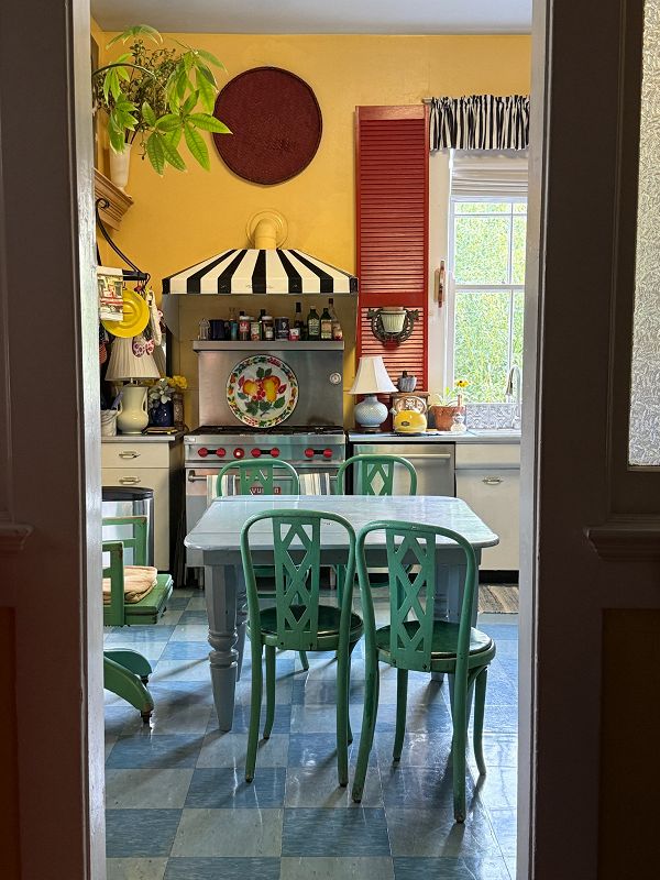 Furniture without Memories w/ livwutang