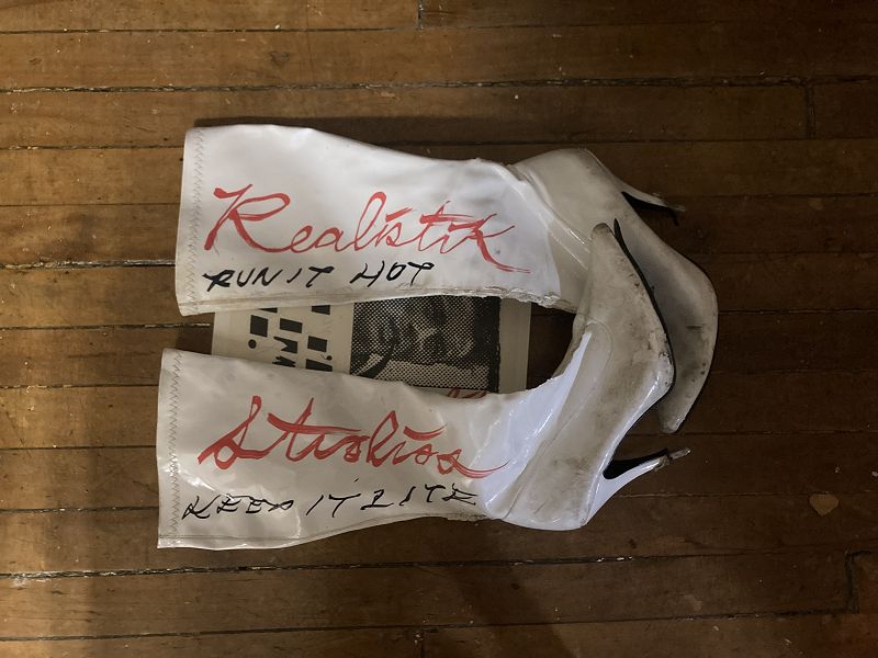 Realistik Radio w/ Cindy Lee