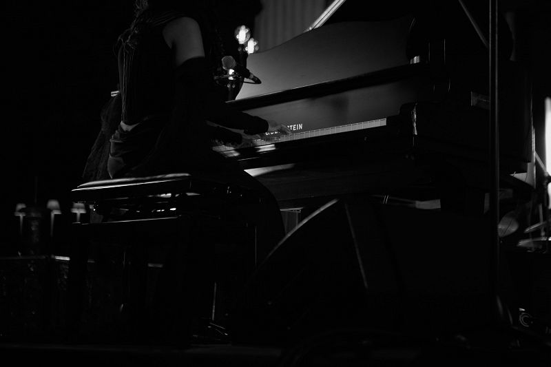 The Early Bird Show w/ Fauzia 