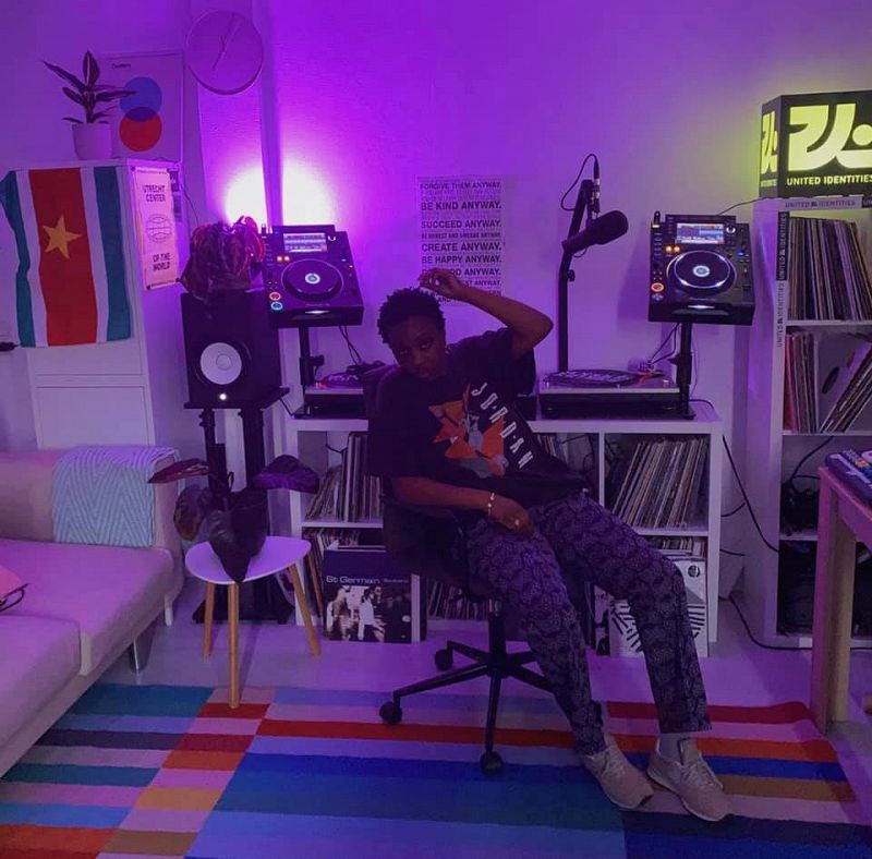 United Identities w/ Carista