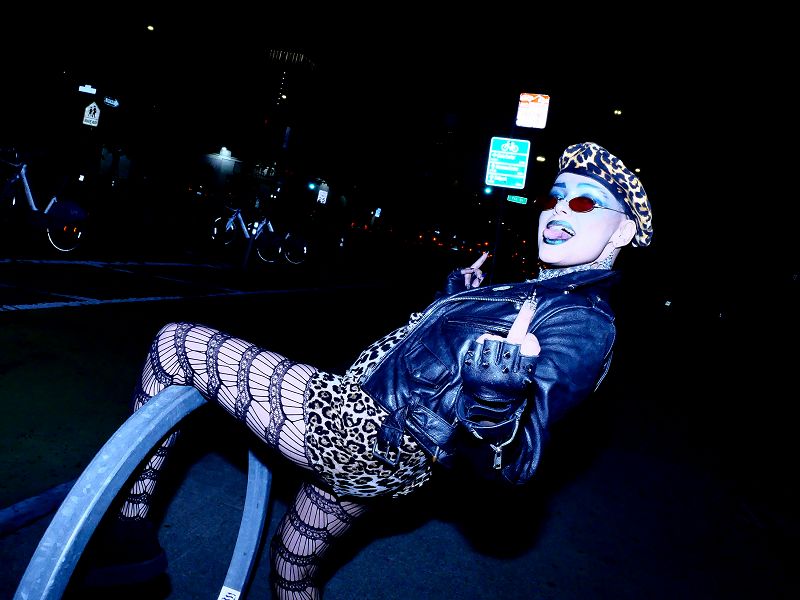 DARK ENTRIES: TRIBUTE TO KITTI VON PAIGE W/ JOSH CHEON