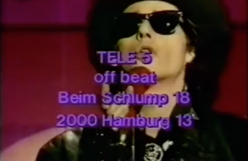 Crossed Wires w/ Amanda Siegel