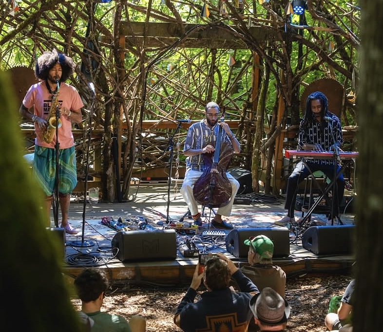 MUSIC FOR A HEALING EARTH W/ THE COSMIC TONES RESEARCH TRIO