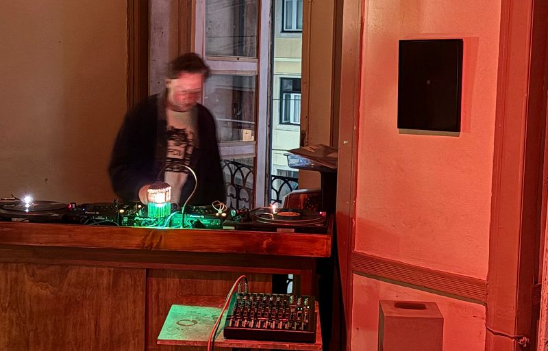 The NTS Breakfast Show w/ FERGUS CLARK