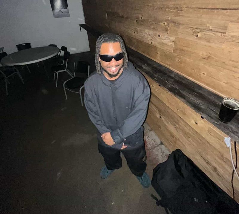 Hollow Points Radio w/ JAYSWANN
