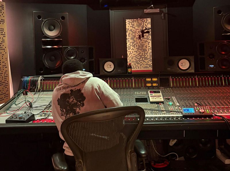 The Early Bird Show w/ spirit blue & Theo (Scenic Route)