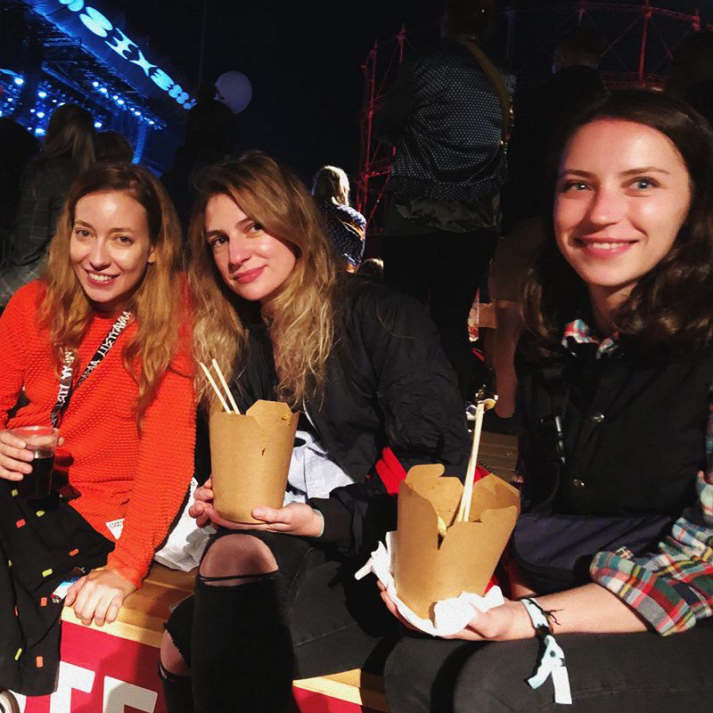 All Styles All Smiles w/ Mafalda