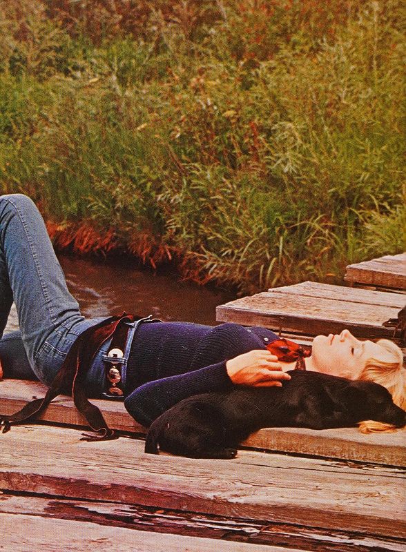 Acid Memories w/ Astral Vibes