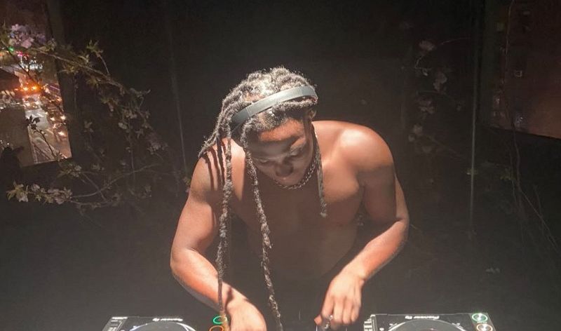 Underground & Black w/ Pressure Point 