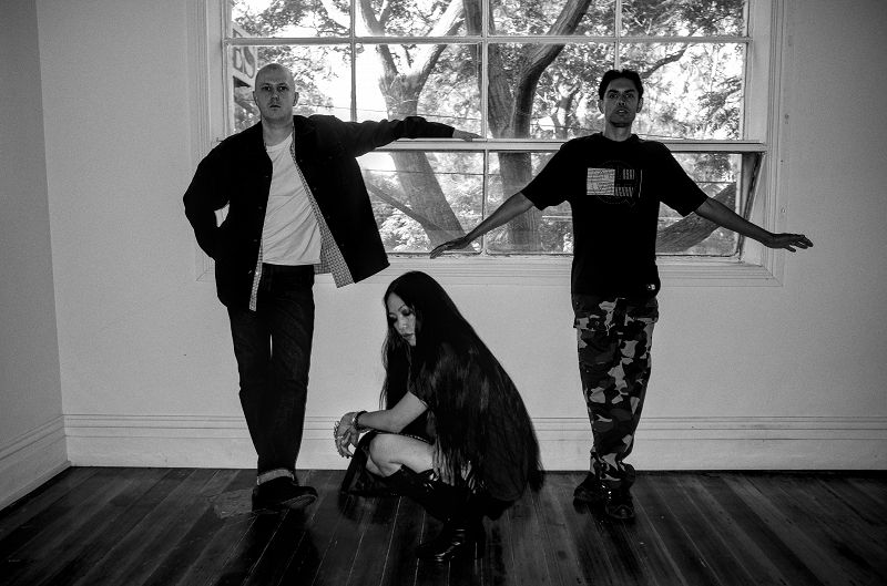 YL HOOI w/ Joshua Wells, Karina Utomo & R. Rebeiro