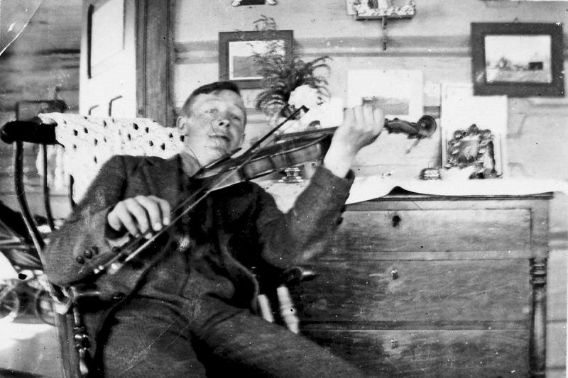 Death Is Not The End - The Hardanger Fiddle