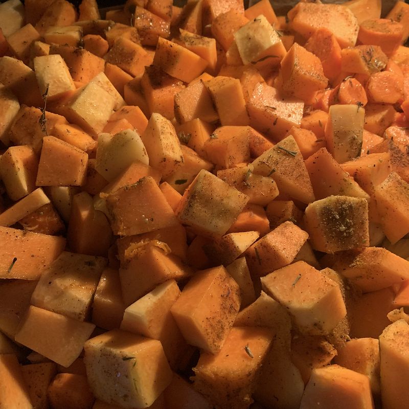 Onotesla w/ Eleonora Š and Modesta K