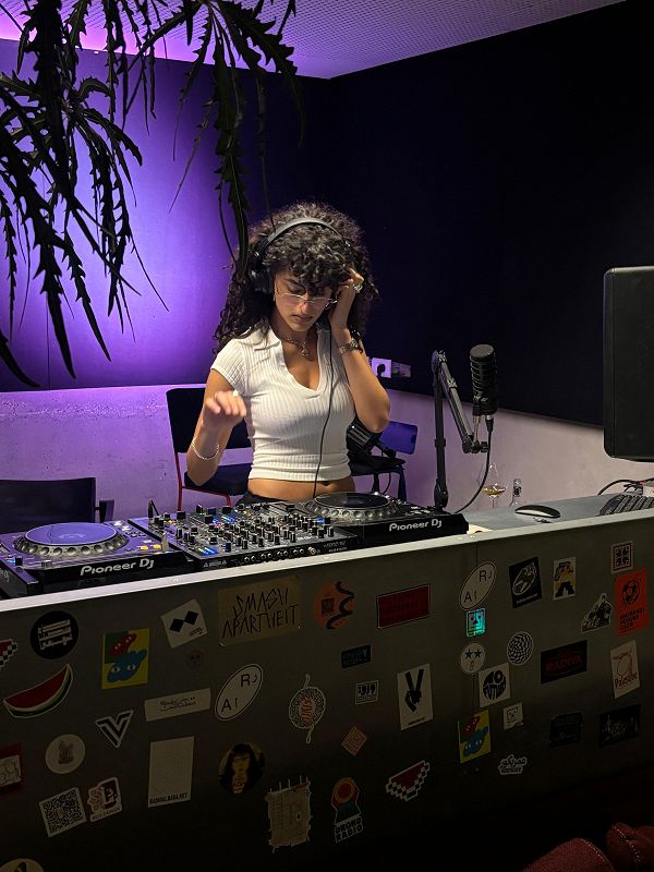 Wonder Cabinet 3 Years w/ DJ SUMMER