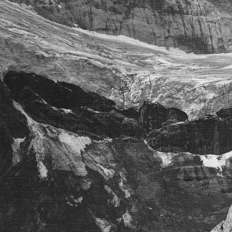 S K Y A P N E A w/ Lucrecia Dalt