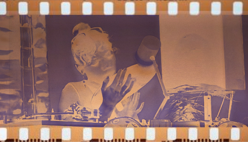 Tuesday Trips w/ Moon