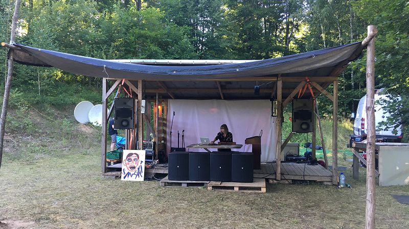 OnoTesla: The Vaulting Pole Of Braille Satellite