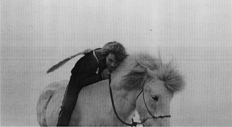 Posh Isolation w/ croatian Amor