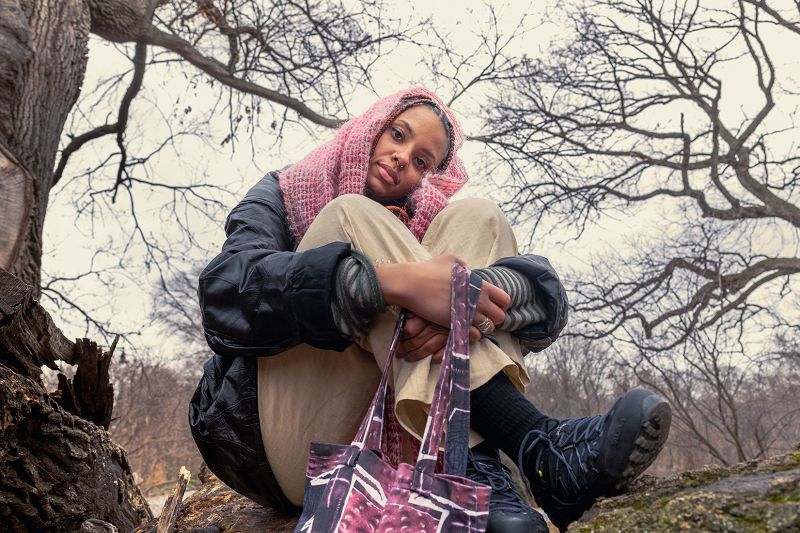 Underground & Black w/ LIVWUTANG