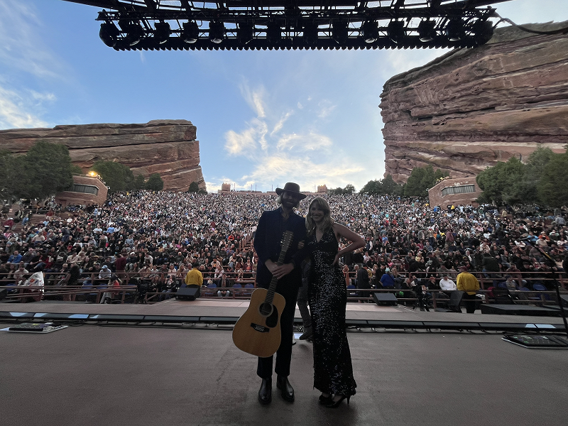 Tommasi w/ Molly Lewis: On Tour