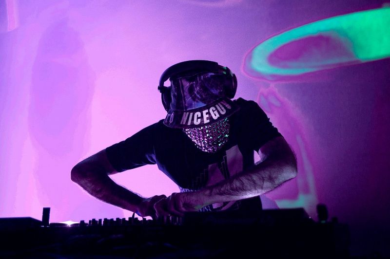 Lavender Kite Audio Research Hour w/ Lukrø